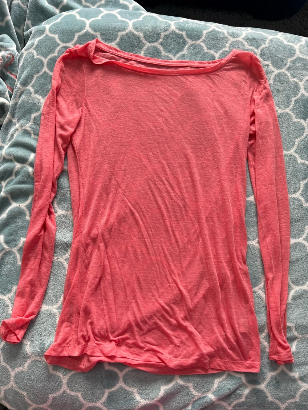 Women’s Lightweight Long-Sleeve American Eagle Top - Coral Pink